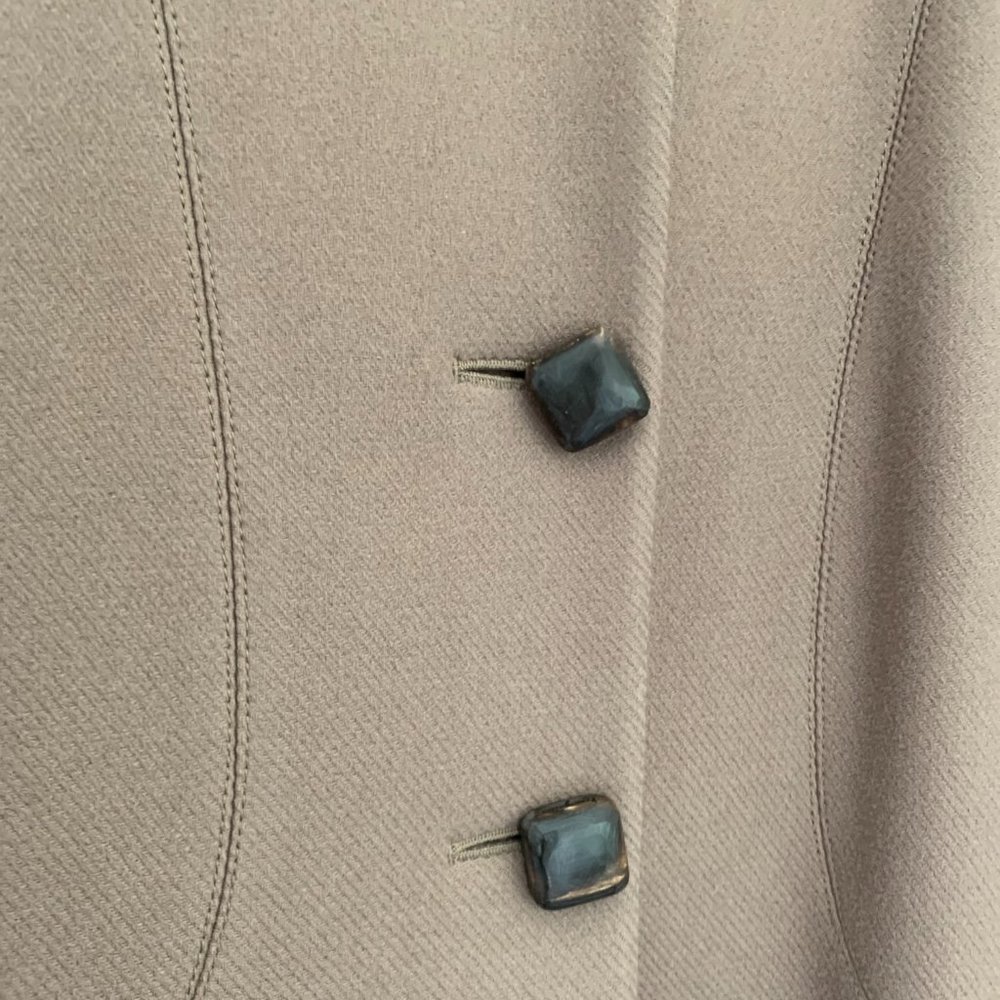 SALVATORE FERRAGAMO OATMEAL COAT SIZE 46 (XL) - Picture 7 of 11